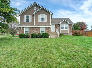 204 NE Dreamweaver Ave, Lees Summit, MO 64086