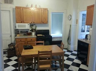 1723 W Nelson St, Chicago, IL 60657