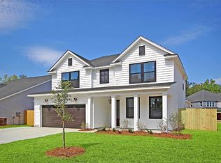 218 Creek Pointe Dr, Moncks Corner, SC 29461