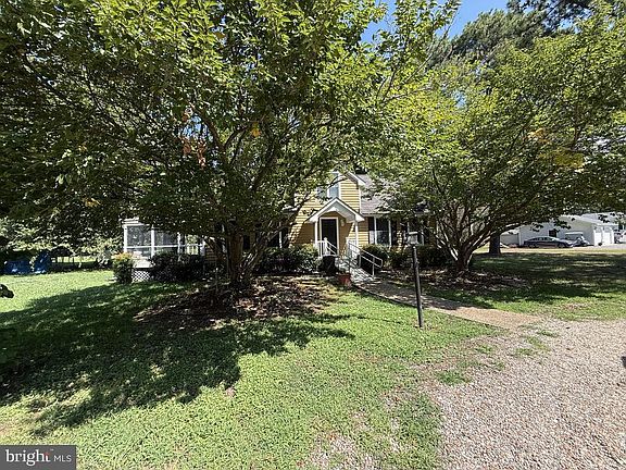 2nd image of 316 Sunset Dr