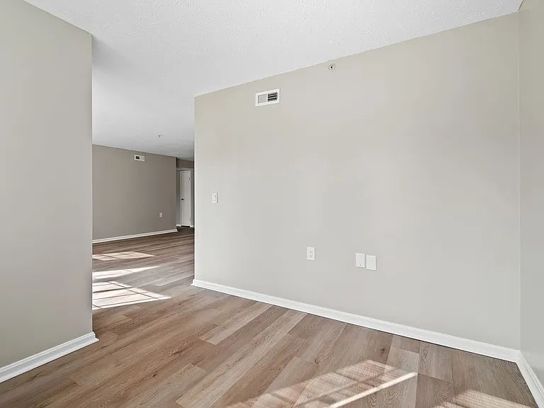 Cherry Tree Village Apartments — Photo 209