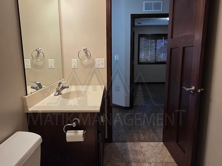 2581 Hawk Ridge Ct SE — Photo 36