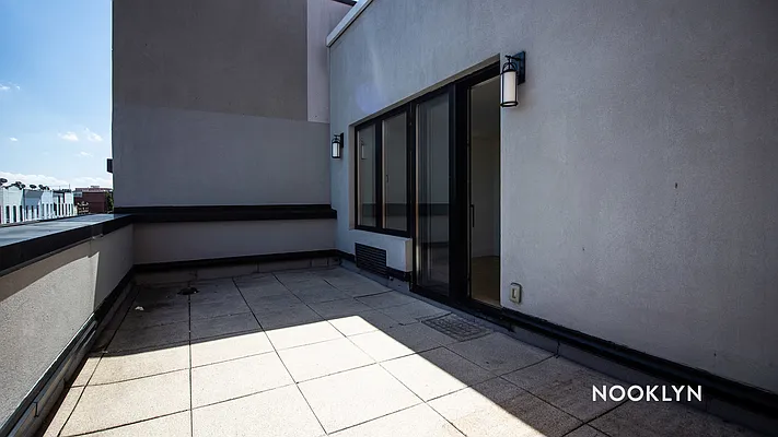 Rented by Nooklyn NYC LLC | media 32