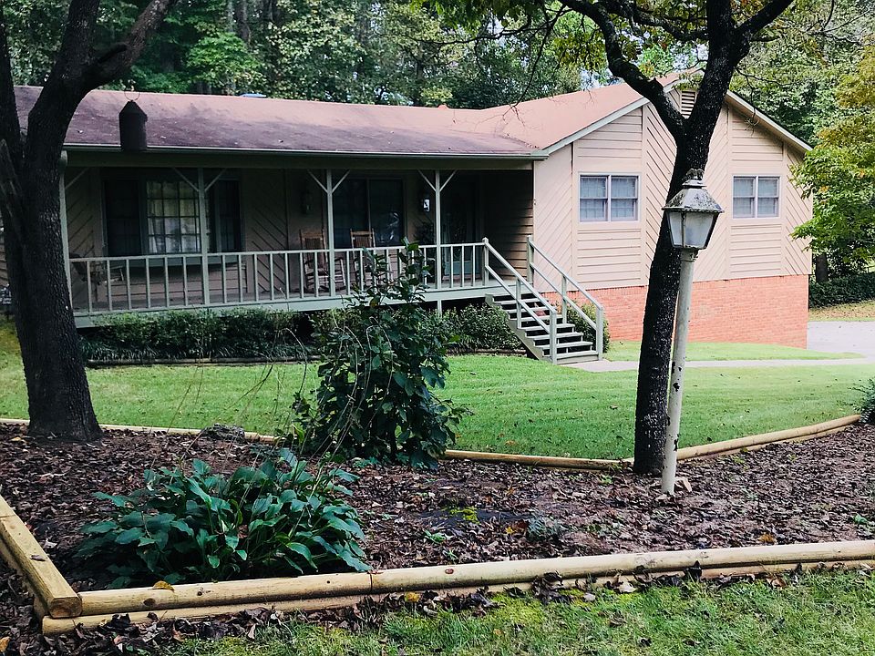 End of Street Lot
