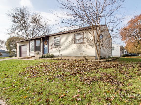 2nd image of 250 Donna Dr