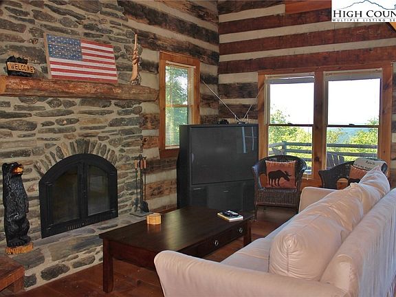 4th image of 291 Sundance Road