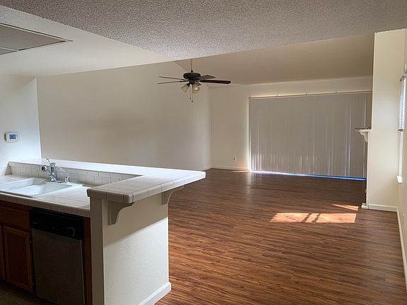 3rd image of 9906 Scripps Westview Way Unit 270