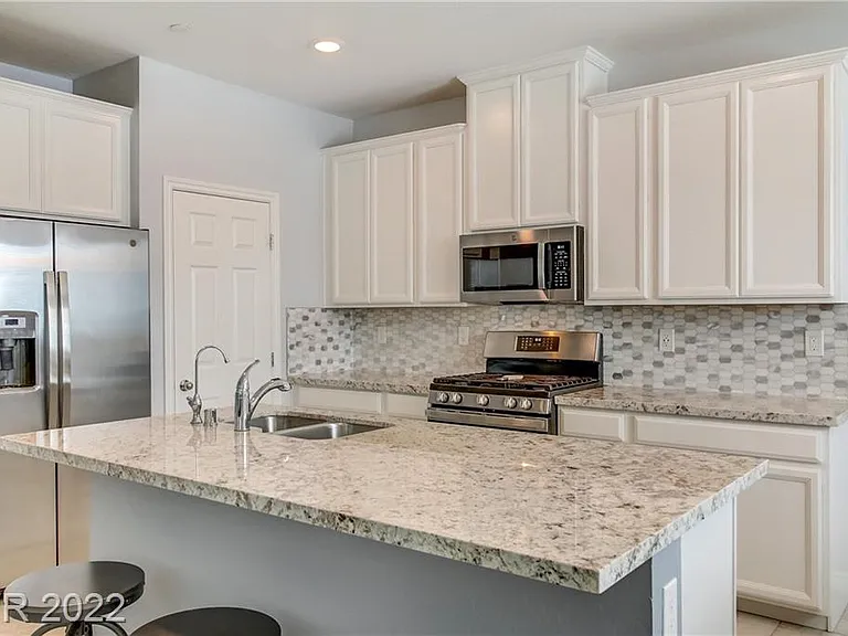827 E Spring Estates Ave — Photo 36