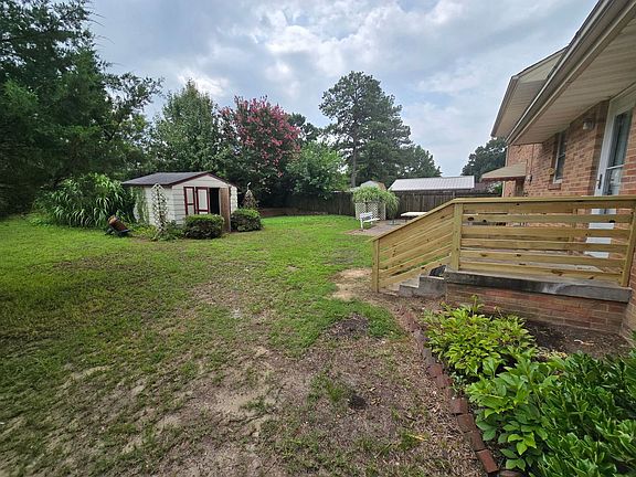 3rd image of 602 Old Town Dr