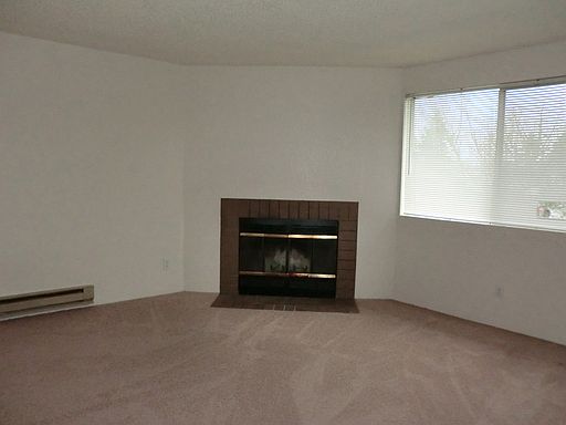 2nd image of 1103 99th Street Ct E APT B