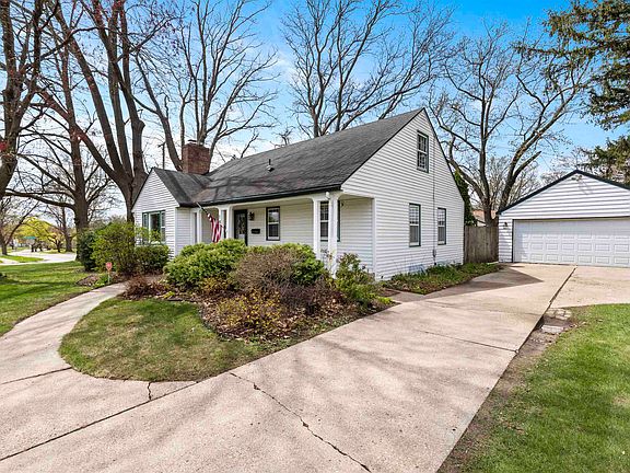 2nd image of 1421 Widergren Dr