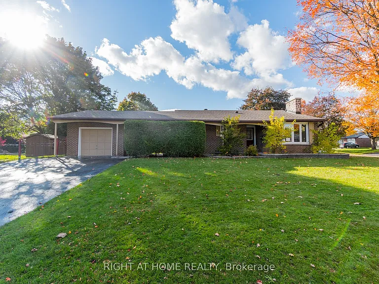 899 Florell Dr — Photo 1