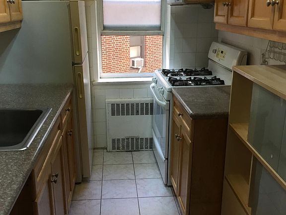 5th image of 42-45 Kissena Blvd Floor 4