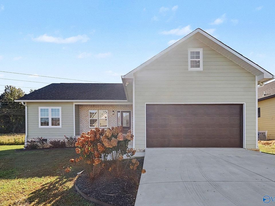 1st image of 100 Bonny Brook Ln