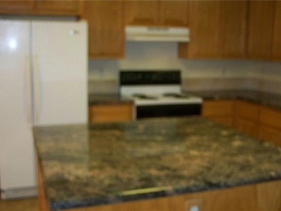 4th image of 108 Minton Ln