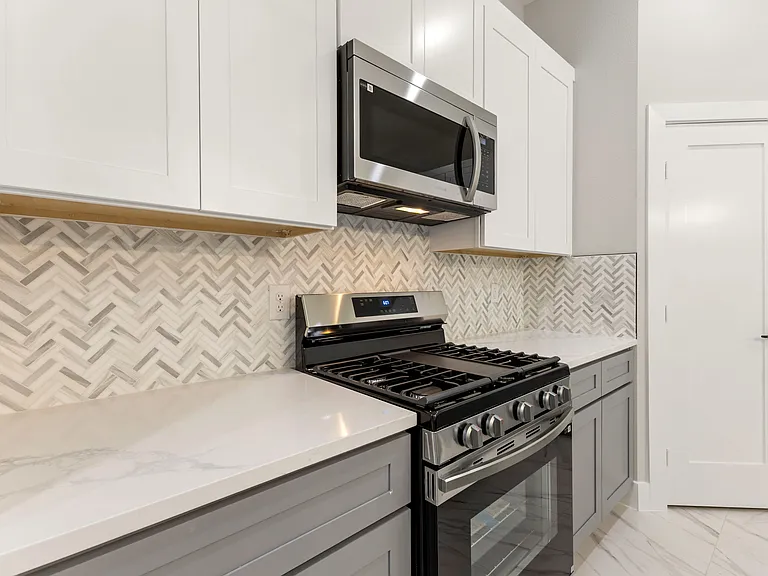 2378 Usman Dr — Photo 9
