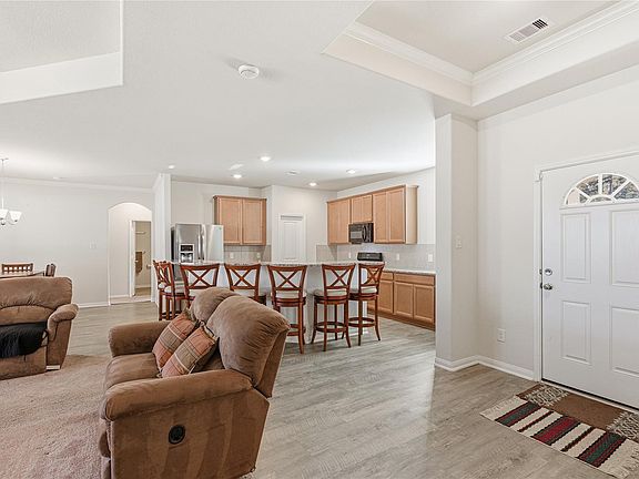 3rd image of 16151 Hidalgo St