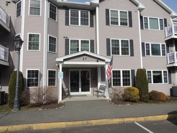 27 Green Leaves Dr Unit 726, Amherst, MA 01002
