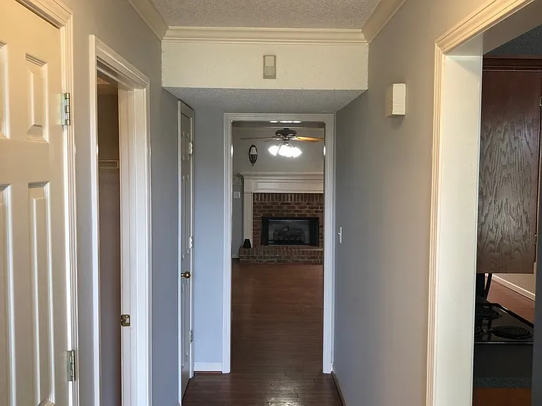 368 Cobblestone Way — Photo 2
