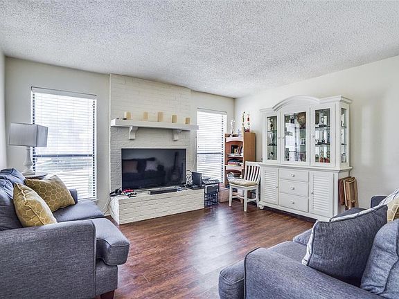 4th image of 1805 W Spring Creek Pkwy #1