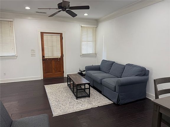 5th image of 650 Dekalb St Unit 4201