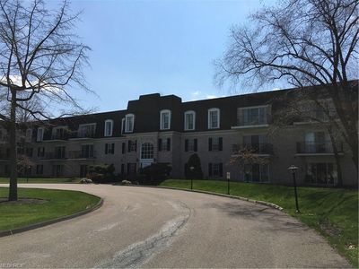 2021 King James Pkwy APT 124, Westlake, OH, 44145