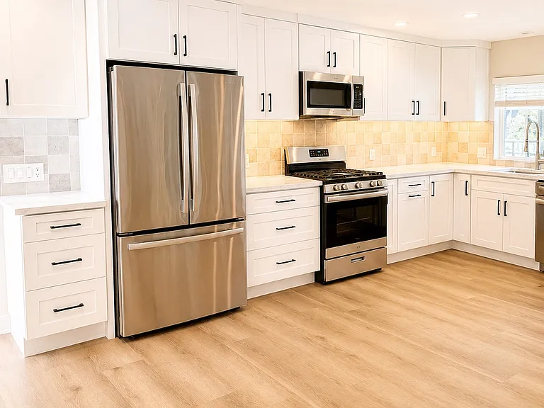 240 W Mariposa #D — Photo 5