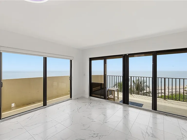 2636 Ocean Dr #506 — Photo 2