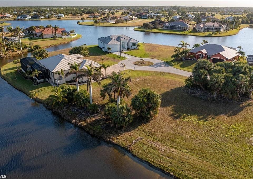 1st image of 16219 Cayman Ln #9
