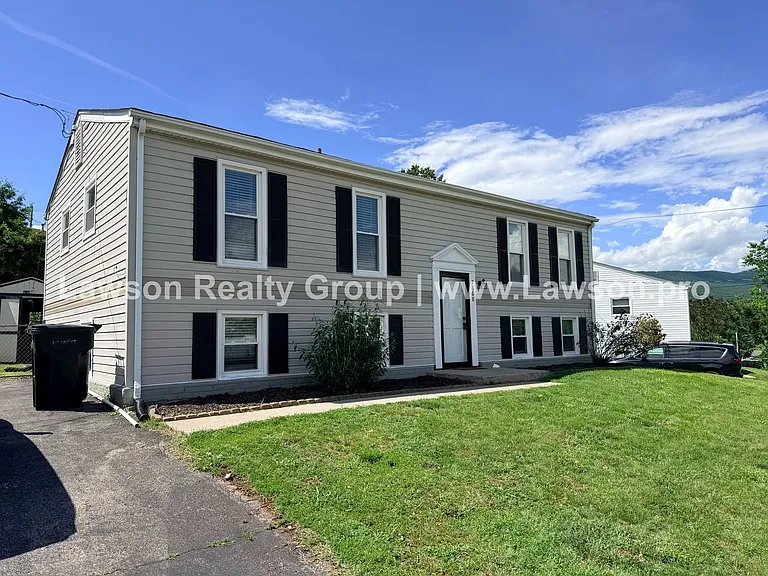 2868 Silver Leaf Dr — Photo 1