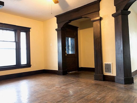 2nd image of 65 Roanoke Pkwy #1