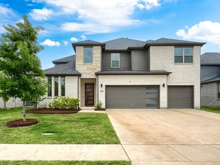 929 Newcastle Dr — Photo 35