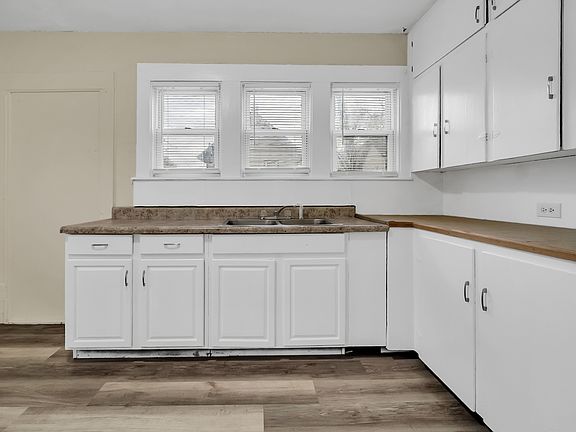3rd image of 274 Bellewood Ave