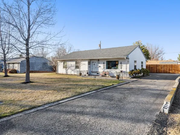 2310 Olympia St, Richland, WA 99354