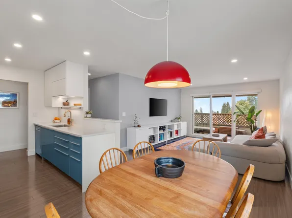 105 W Kings Rd #104, North Vancouver, BC V7N