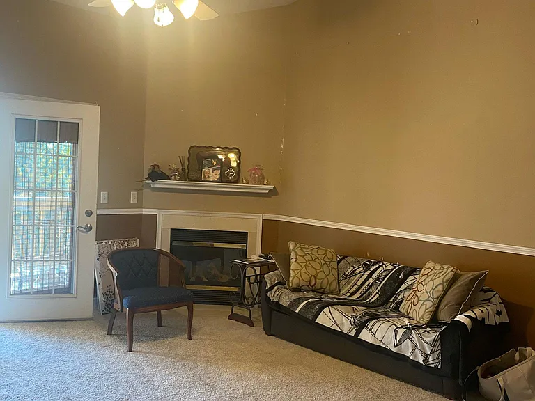 3832 Thornhill Cir — Photo 8