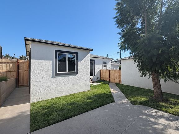 2nd image of 2162 Flintridge Dr