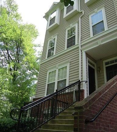 2nd image of 11620B Cavalier Landing Ct