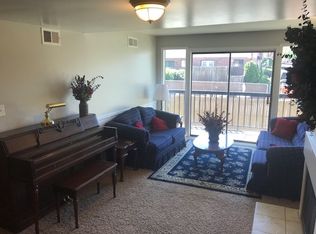 1091 Country Hills Dr UNIT 208, Ogden, UT 84403