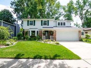 7880 Raintree Dr, Ypsilanti, MI 48197