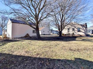 120 N 17th St, Estherville, IA 51334
