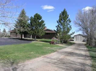 310 Saddle Dr, Cheyenne, WY 82009