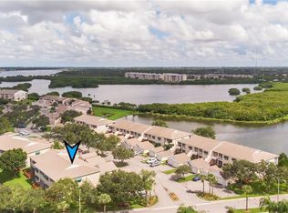 6330 99th Way N APT 14A, Saint Petersburg, FL 33708