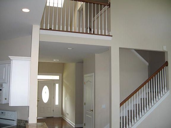 5th image of 15 Pearl Reef Ln