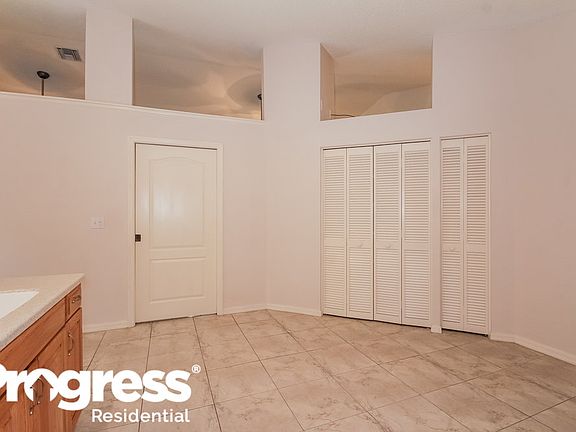 4th image of 6190 Nicole Ct