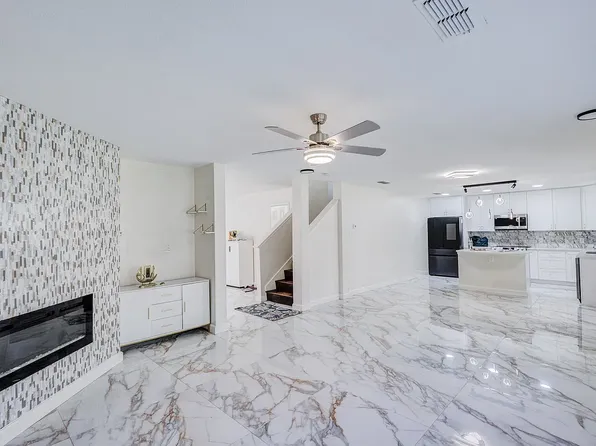 519 Darlene Trl, Euless, TX 76039