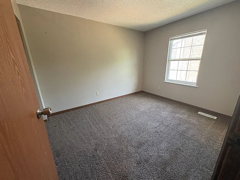 50 Ironwood Ct — Photo 9