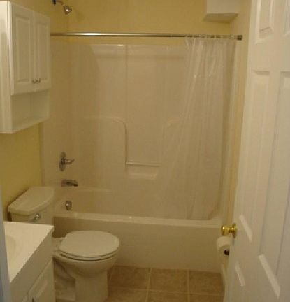 4th image of 16 Kennedy Dr