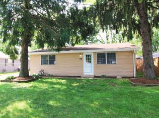 505 Apache Ave, Carpentersville, IL 60110