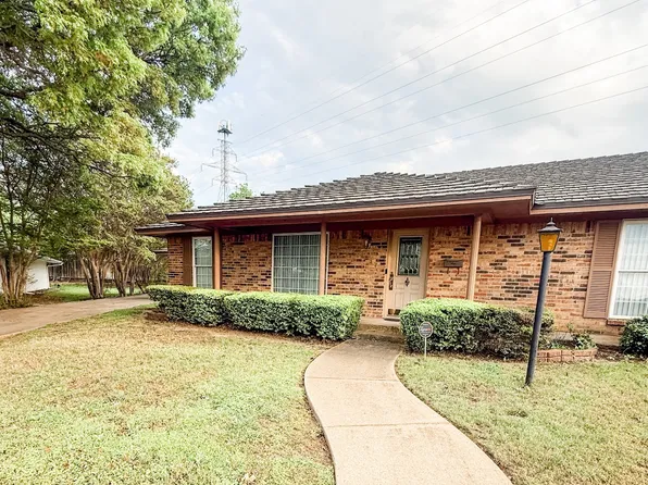 6317 Talgarth Ct, Fort Worth, TX 76133